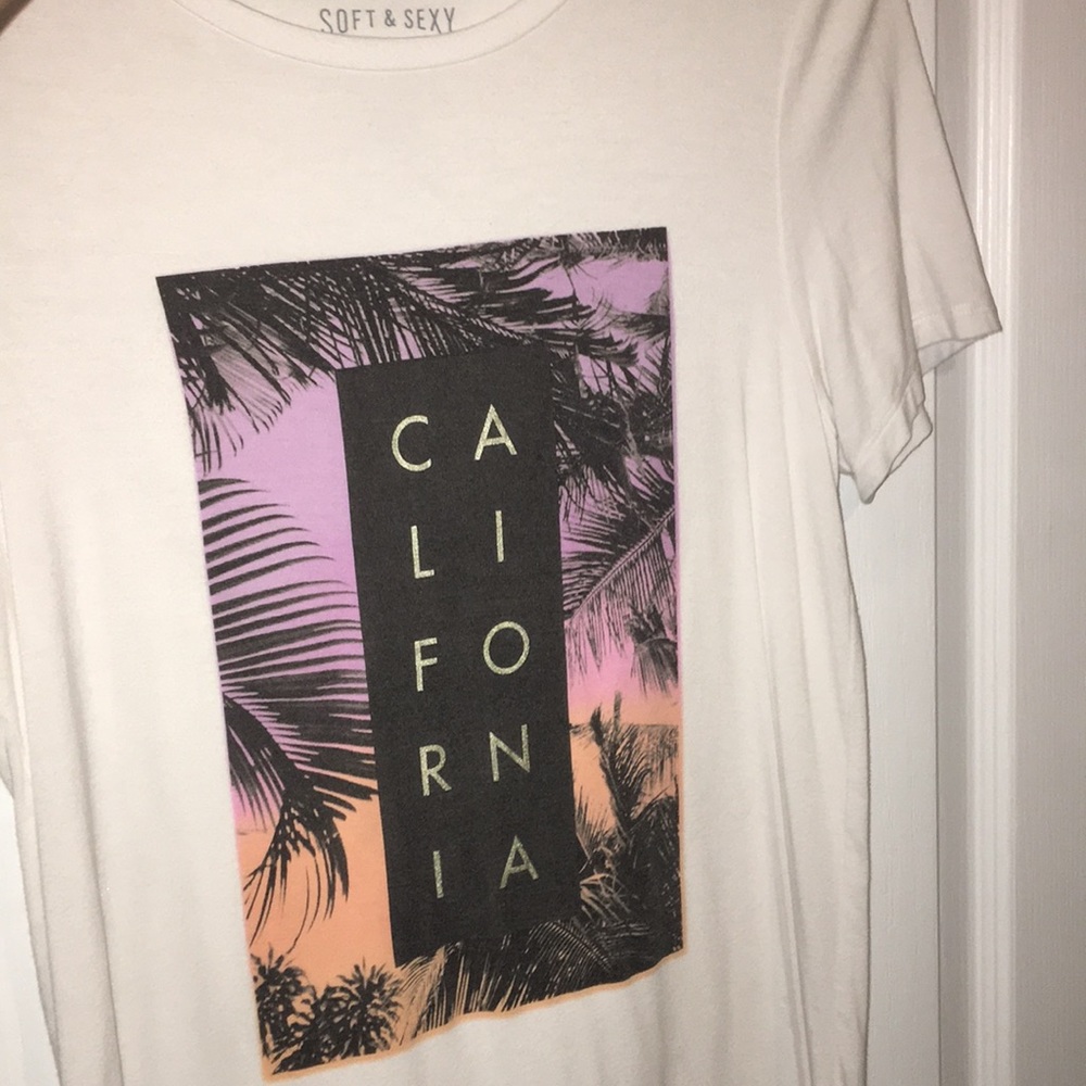 american eagle t-shirt